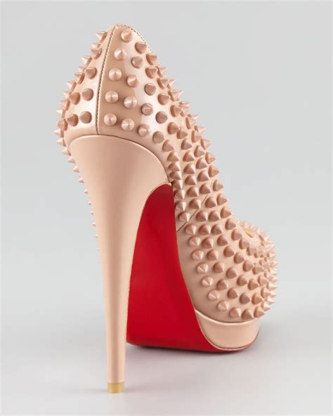 red bottoms shoes for women.